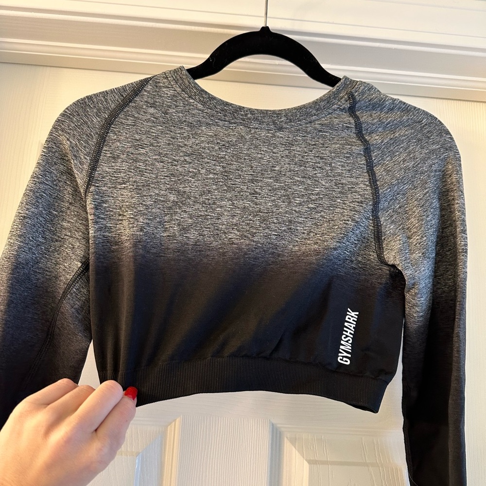 Gymshark NWOT Medium Crop Long sleeve Ombré Top